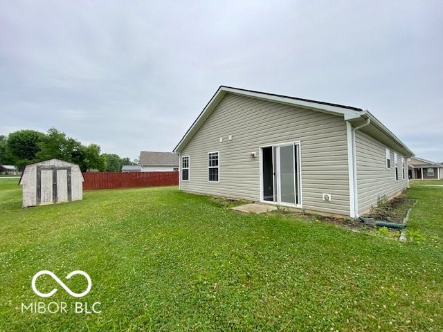 5438 Dollar Run Drive, Indianapolis, IN 46221