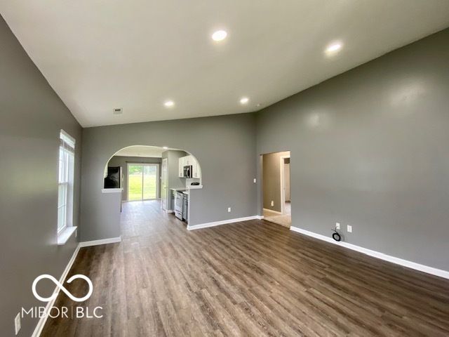 5438 Dollar Run Drive, Indianapolis, IN 46221