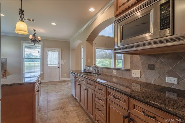 9191 Brenham Court, Montgomery, AL 36117