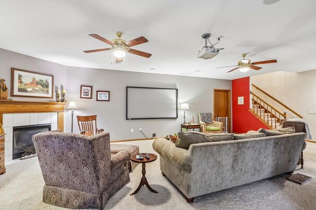 3133 Collingwood Drive, Sun Prairie, WI 53590