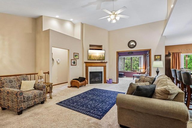 3133 Collingwood Drive, Sun Prairie, WI 53590