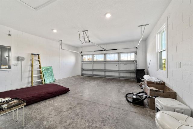 10406 SW 96 LOOP, Ocala, FL 34481