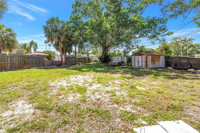 4030 OVERLOOK DRIVE NE, St Petersburg, FL 33703