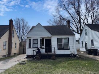 15650 Maddelein Street, Detroit, MI 48205