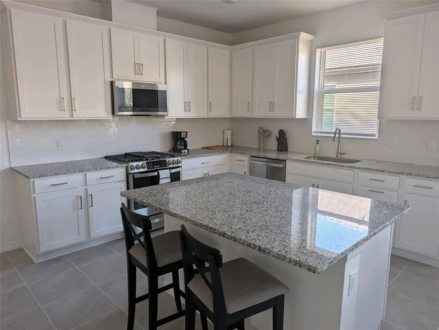 18084 CHERISHED LOOP, Lakewood Ranch, FL 34211