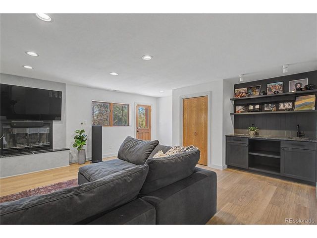 1130 Allegheny Dr, Colorado Springs, CO 80919