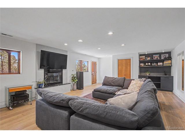 1130 Allegheny Dr, Colorado Springs, CO 80919