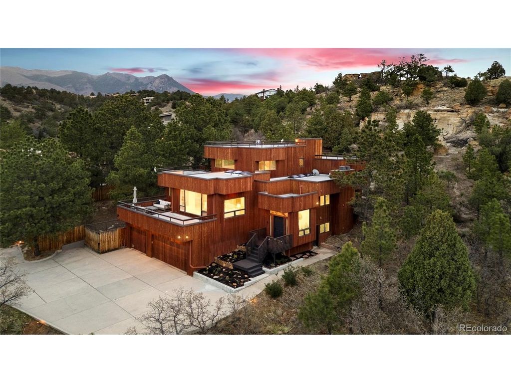 1130 Allegheny Dr, Colorado Springs, CO 80919