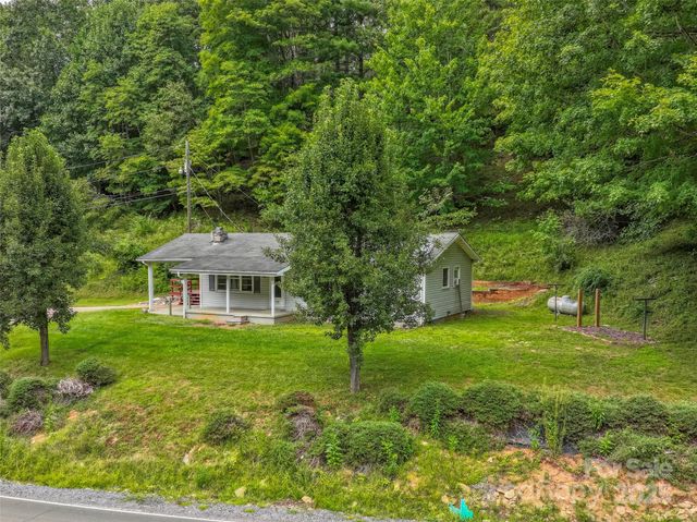 5511 State Hwy 197 S Highway, Burnsville, NC 28714