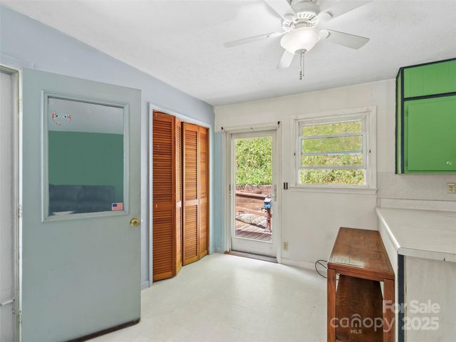 5511 State Hwy 197 S Highway, Burnsville, NC 28714