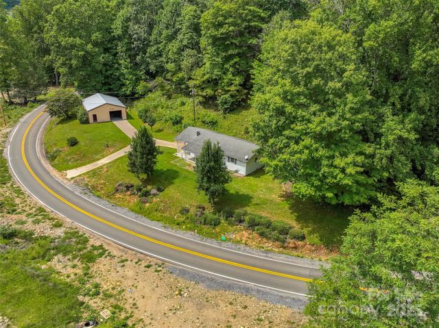 5511 State Hwy 197 S Highway, Burnsville, NC 28714