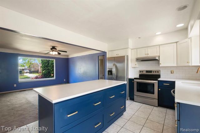 29639 Malvina Drive, Warren, MI 48088