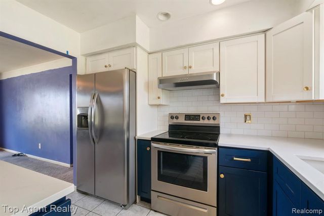 29639 Malvina Drive, Warren, MI 48088