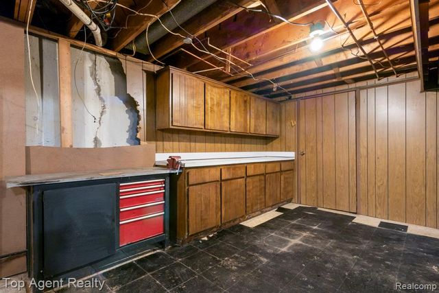 29639 Malvina Drive, Warren, MI 48088