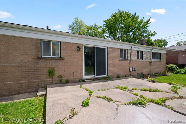 29639 Malvina Drive, Warren, MI 48088