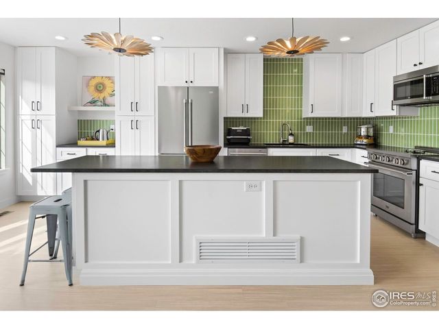 700 Beauprez Ave, Lafayette, CO 80026