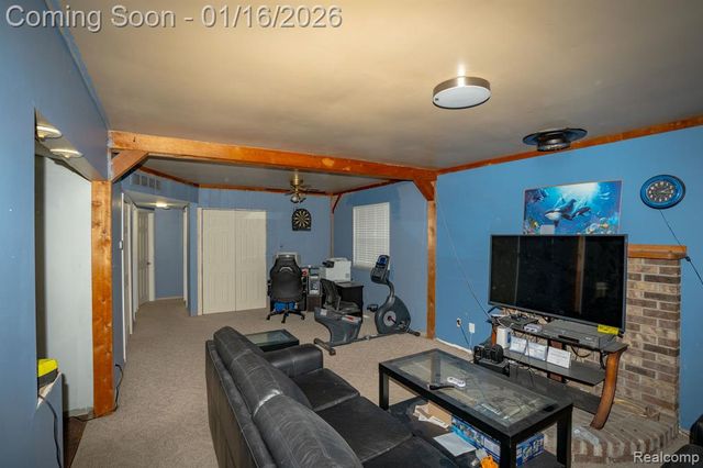 39435 Prentiss Street, Harrison Twp, MI 48045