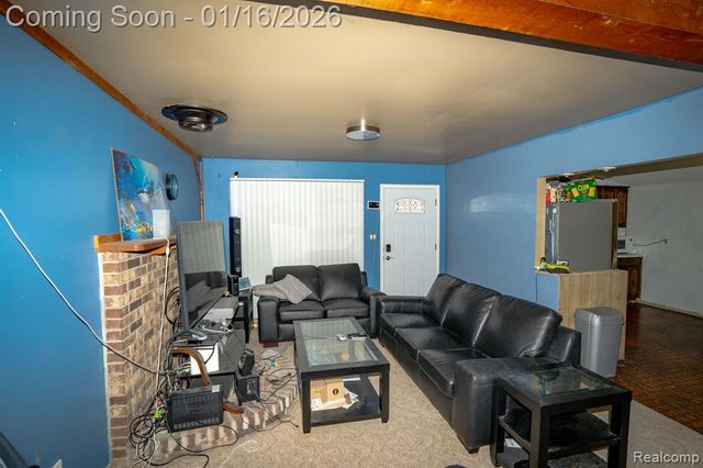 39435 Prentiss Street, Harrison Twp, MI 48045