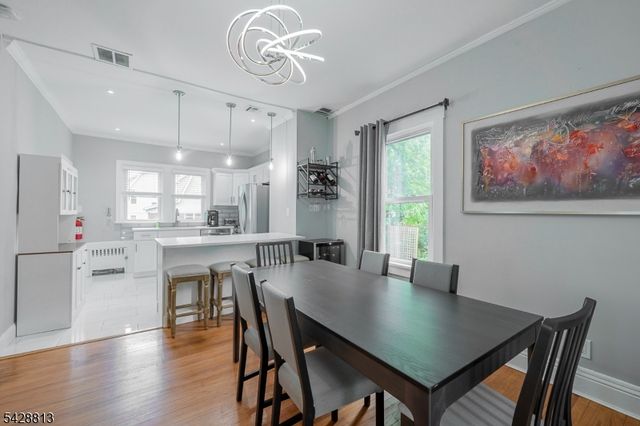 56 Woodside Rd, Maplewood Twp., NJ 07040