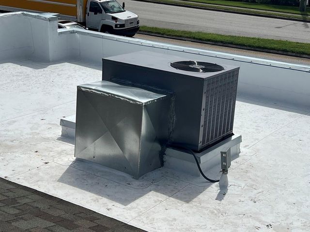 2470 SUNSET POINT ROAD 2470, Clearwater, FL 33765