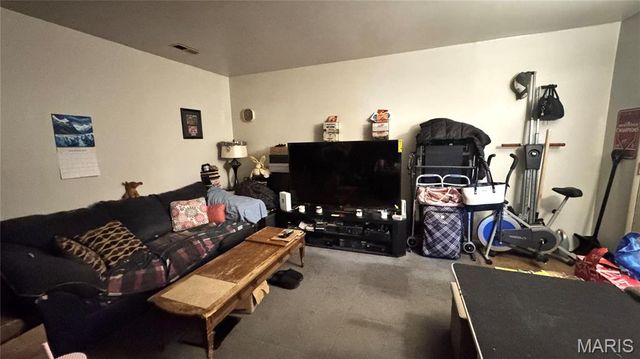 3912-3914 Wright Avenue, St Ann, MO 63074