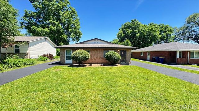 3912-3914 Wright Avenue, St Ann, MO 63074