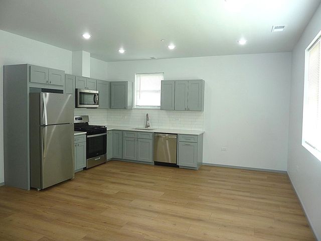 9522 S 53rd Avenue 1N, Oak Lawn, IL 60453