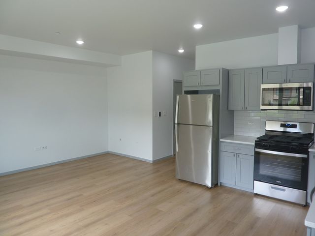9522 S 53rd Avenue 1N, Oak Lawn, IL 60453