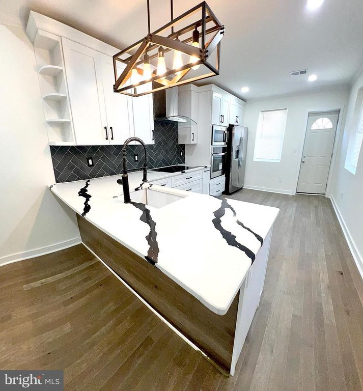 2250 N 2ND ST, Philadelphia, PA 19133