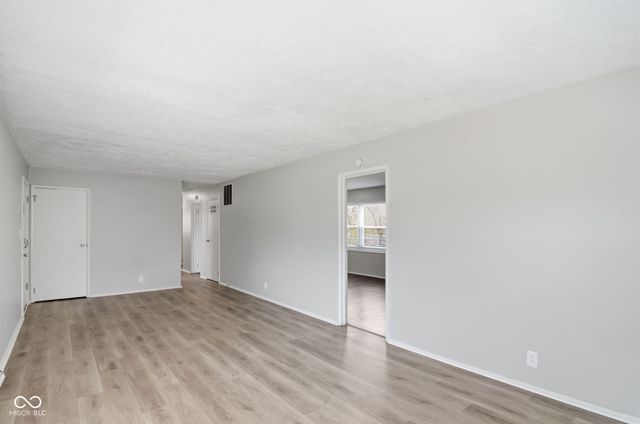 3750 E 77th Street, Indianapolis, IN 46240