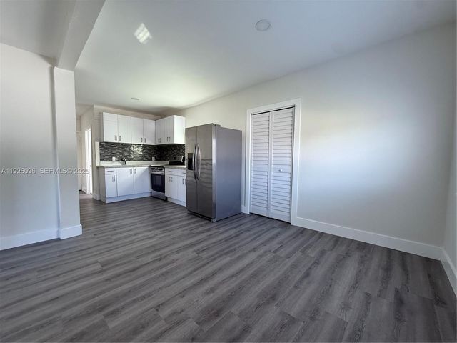 2630 SW 31st Pl B, Miami, FL 33133