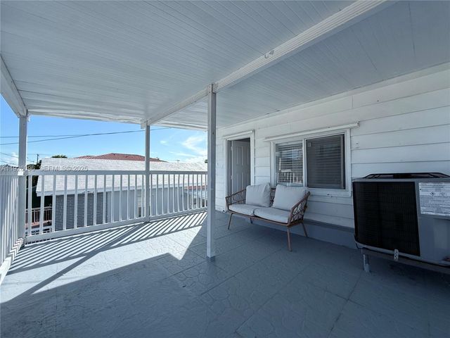 2630 SW 31st Pl B, Miami, FL 33133