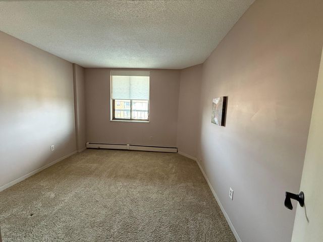 2601 Kenzie Terrace 528, Saint Anthony, MN 55418