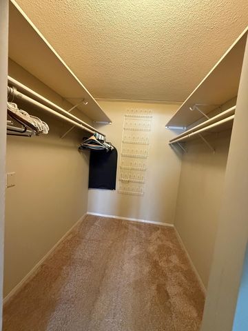 2601 Kenzie Terrace 528, Saint Anthony, MN 55418