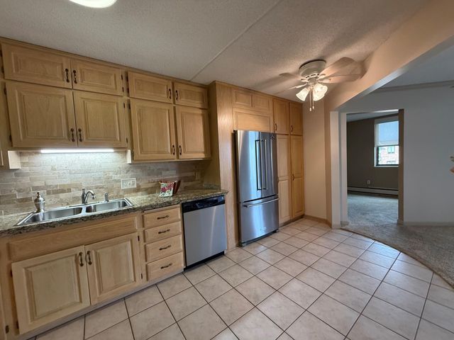 2601 Kenzie Terrace 528, Saint Anthony, MN 55418