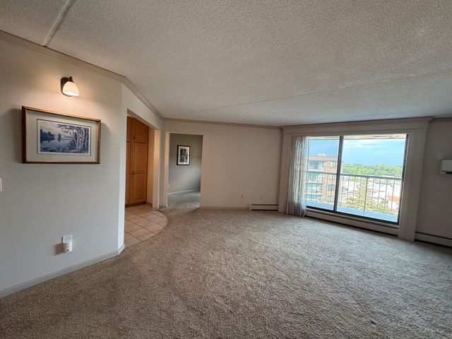 2601 Kenzie Terrace 528, Saint Anthony, MN 55418