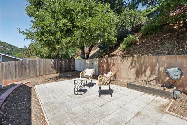 2704 Brittan Avenue, San Carlos, CA 94070