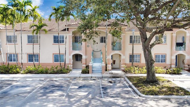 2125 NW 77th Way 203, Pembroke Pines, FL 33024
