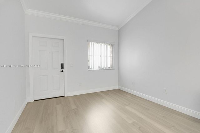 2125 NW 77th Way 203, Pembroke Pines, FL 33024