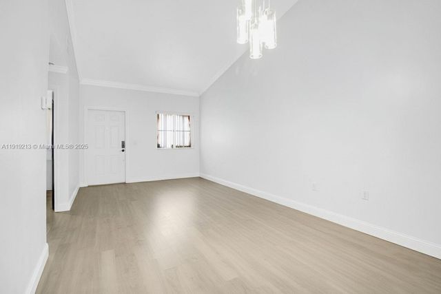 2125 NW 77th Way 203, Pembroke Pines, FL 33024