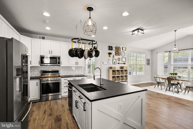 14492 SHARPSHINNED DR, Gainesville, VA 20155