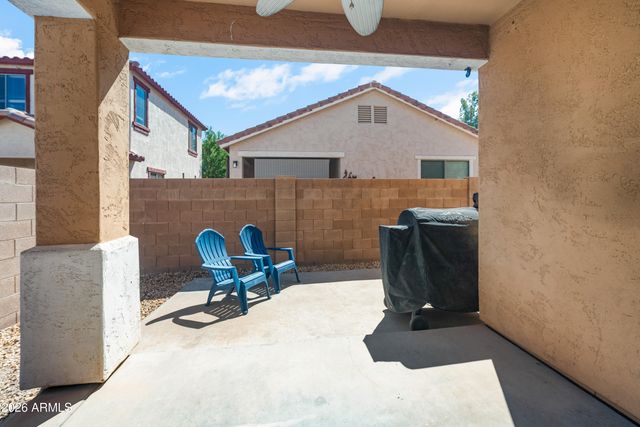 862 S COLONIAL Drive, Gilbert, AZ 85296