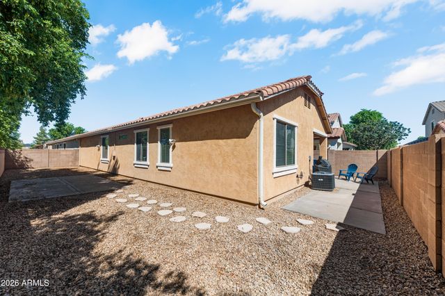 862 S COLONIAL Drive, Gilbert, AZ 85296