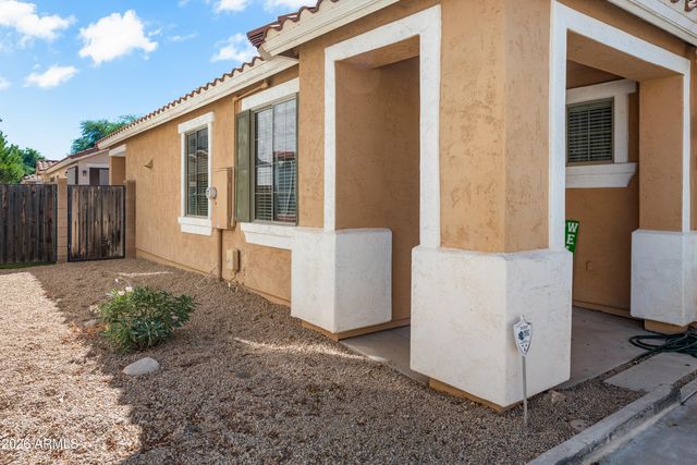 862 S COLONIAL Drive, Gilbert, AZ 85296