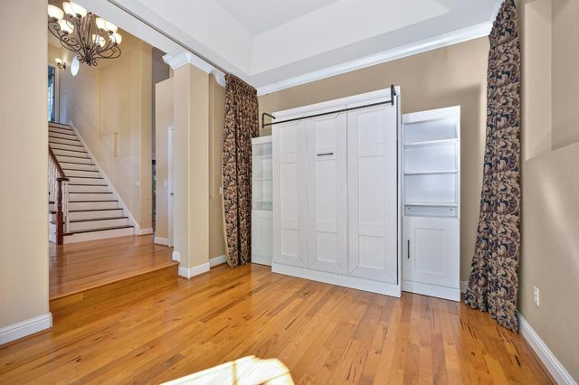 8626 Pershing Ave, Fair Oaks, CA 95628