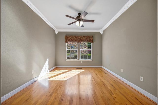 8626 Pershing Ave, Fair Oaks, CA 95628