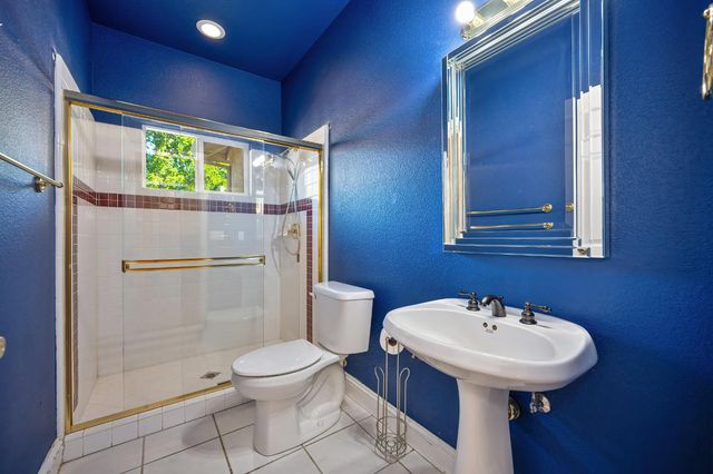 8626 Pershing Ave, Fair Oaks, CA 95628