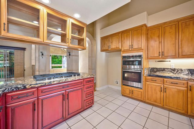 8626 Pershing Ave, Fair Oaks, CA 95628