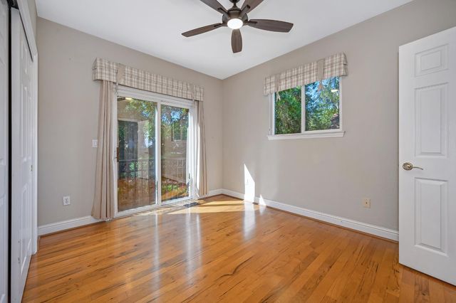 8626 Pershing Ave, Fair Oaks, CA 95628