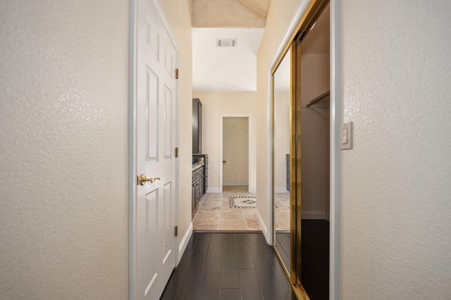 8626 Pershing Ave, Fair Oaks, CA 95628